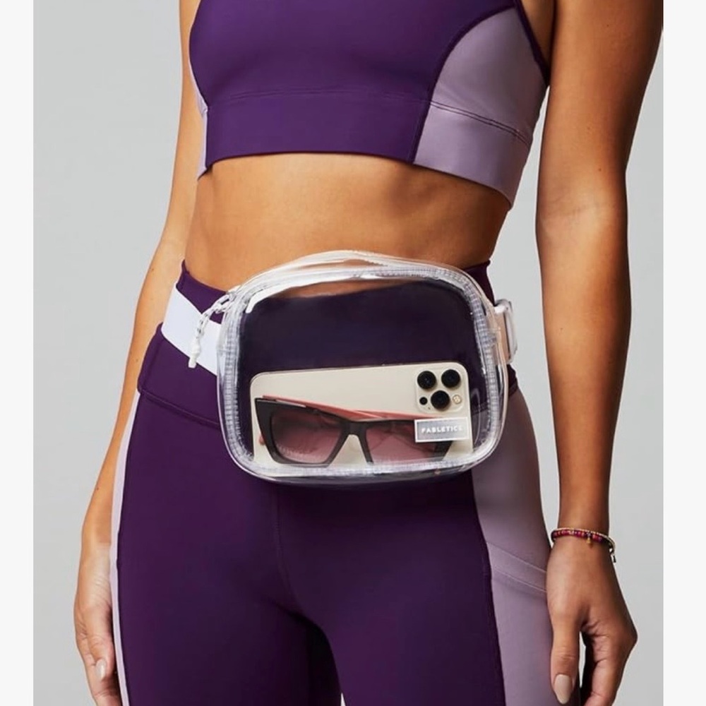 🆕 FABLETICS The Belt Bag Clear White NWT